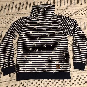 Pullover sweatshirt  